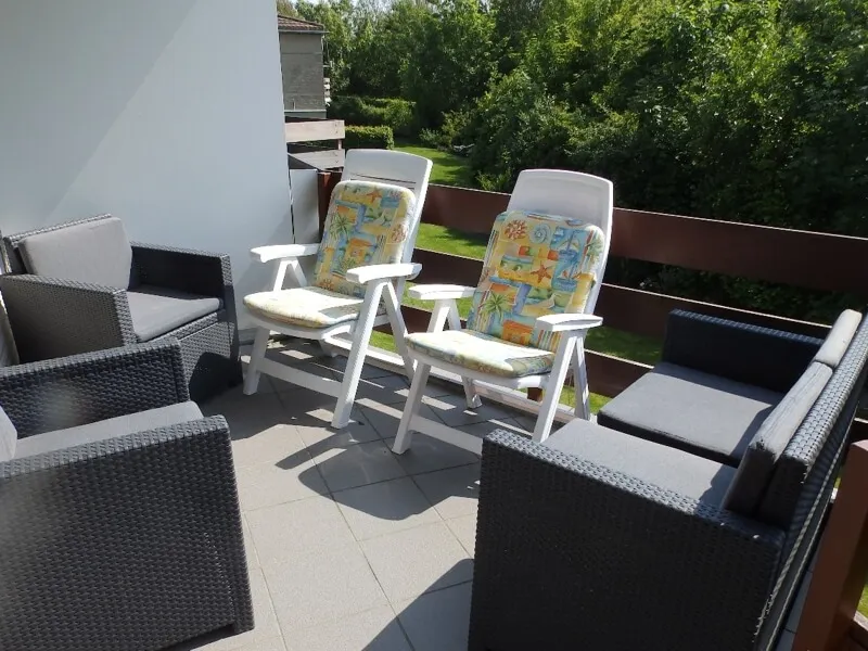Leider keine Bildbeschreibung für Balkon1_gross-1.jpg vorhanden.